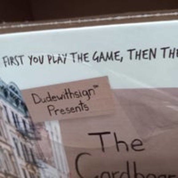 NWT Dudewithsign The Cardboard Game - Picture 3 of 4